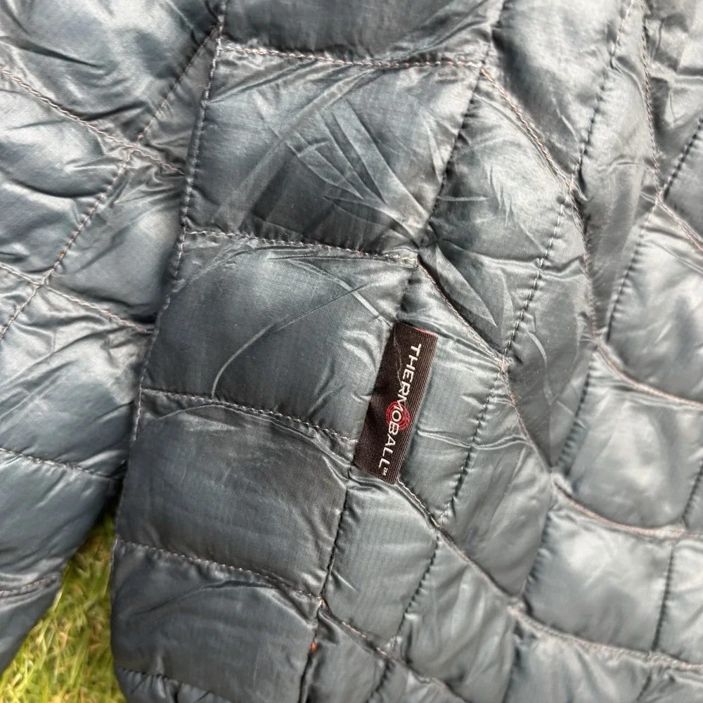 The North Face Thermoball Jacket Mens Medium Vanadis Grey Hiking Outdoor Travel